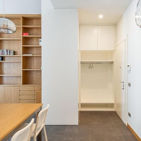 Easylife - Elegante Dimora Due Passi Dal Duomo Apartman Milánó Kültér fotó