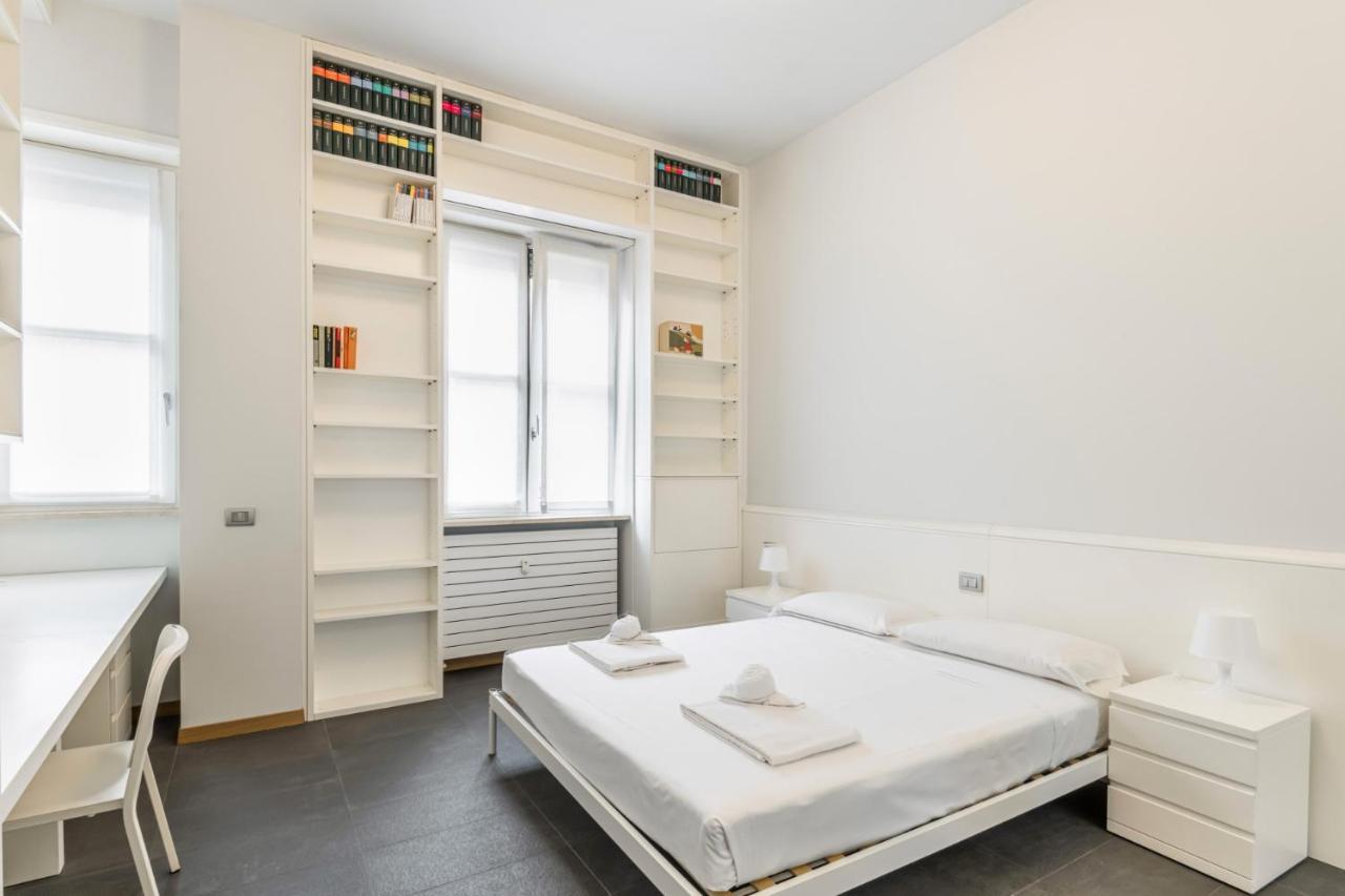 Easylife - Elegante Dimora Due Passi Dal Duomo Apartman Milánó Kültér fotó