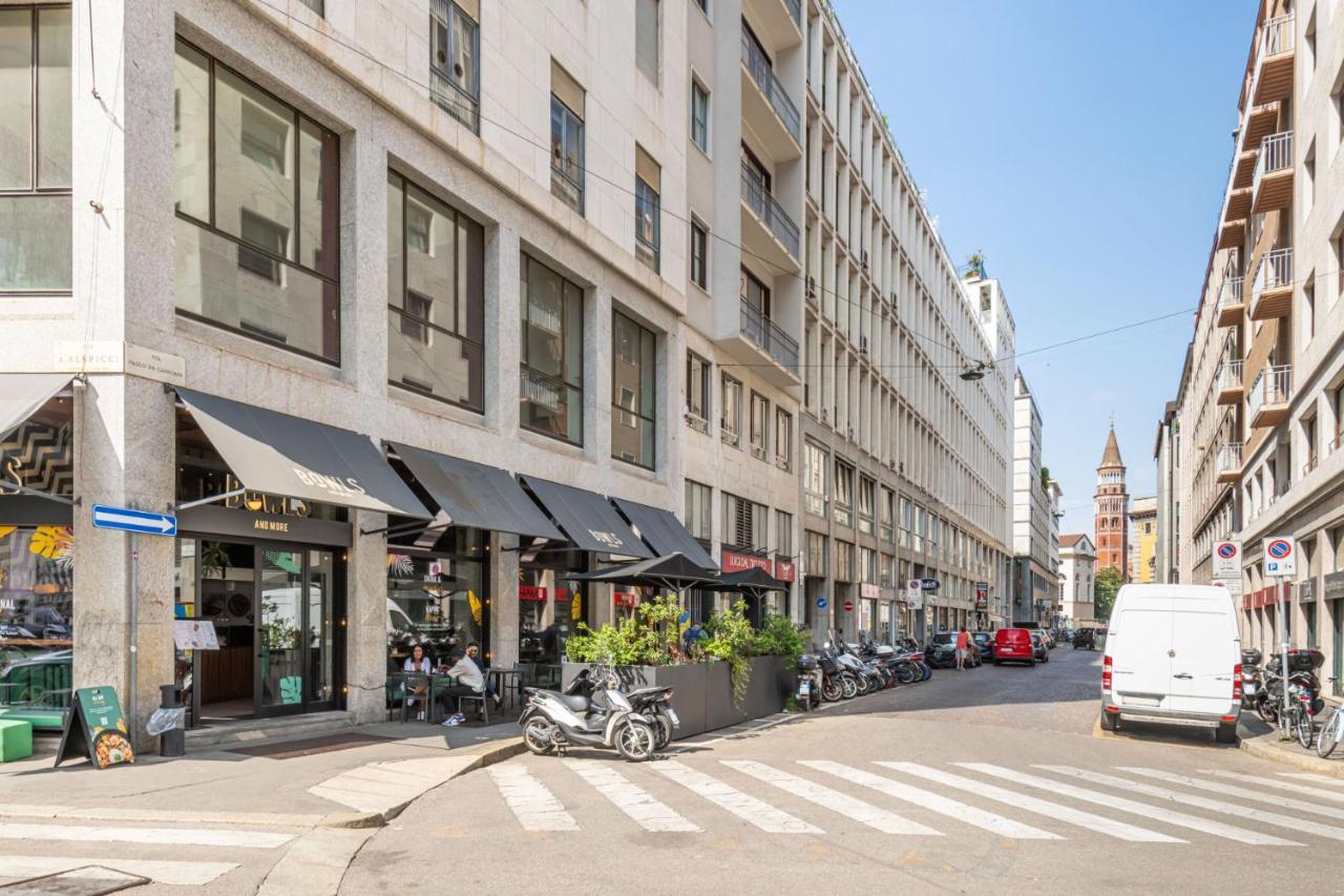 Easylife - Elegante Dimora Due Passi Dal Duomo Apartman Milánó Kültér fotó